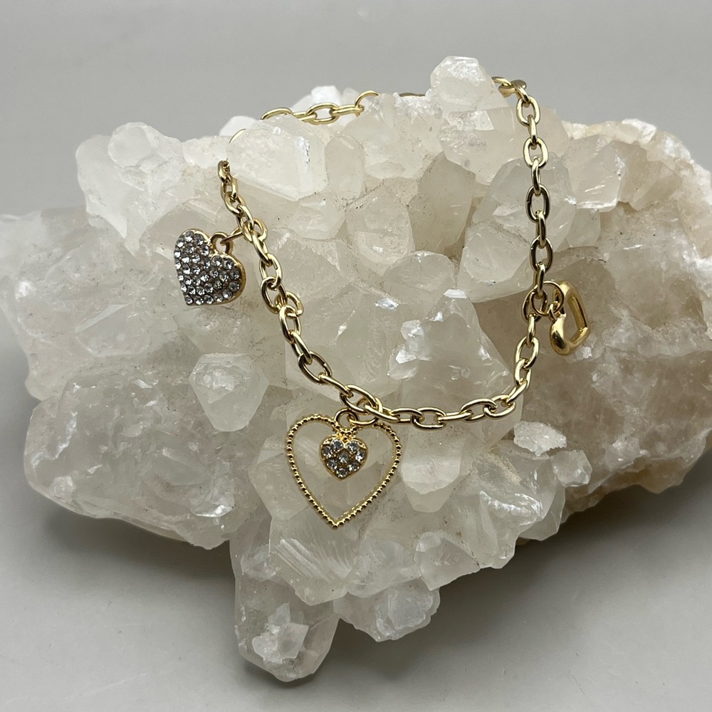 Holiday Sparkle Gold Heart Bracelet - Picture 2 of 3